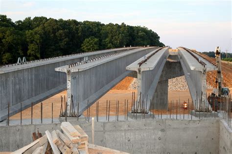 prestressed concrete girder bridge live load